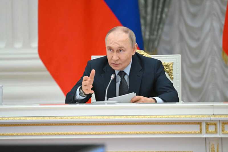 Путин поручил усилить ядерную триаду и модернизировать арсеналы