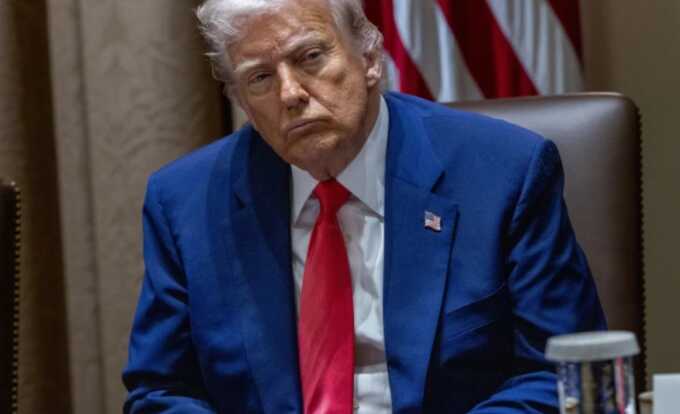 Трамп потребовал отставки главы ФРС Пауэлла и обвинил его в затягивании снижения ставки
