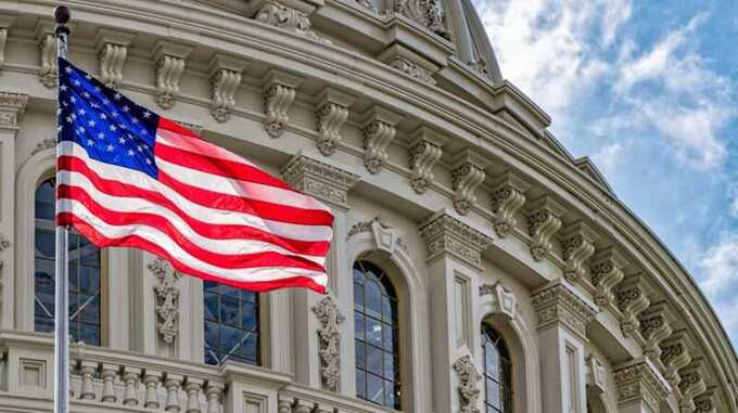 Сенат США планирует финансировать Украину на 54,6 миллиарда долларов