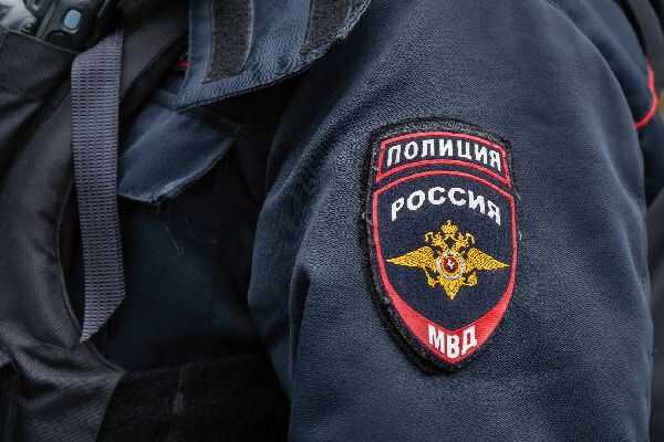 Полицейский из Свердловской области, обвиняемый в связях со школьницей, уехал на "СВО"