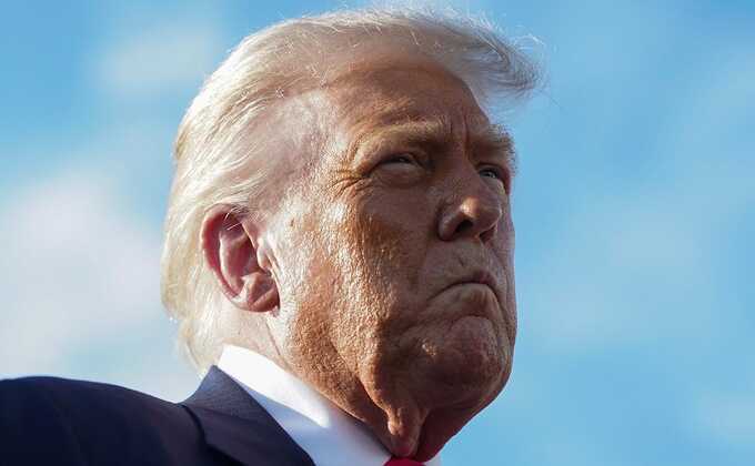 Трамп анонсировал трёхстороннюю встречу по украинскому вопросу