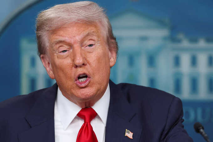 Трамп сообщил о подготовке к трехсторонней встрече